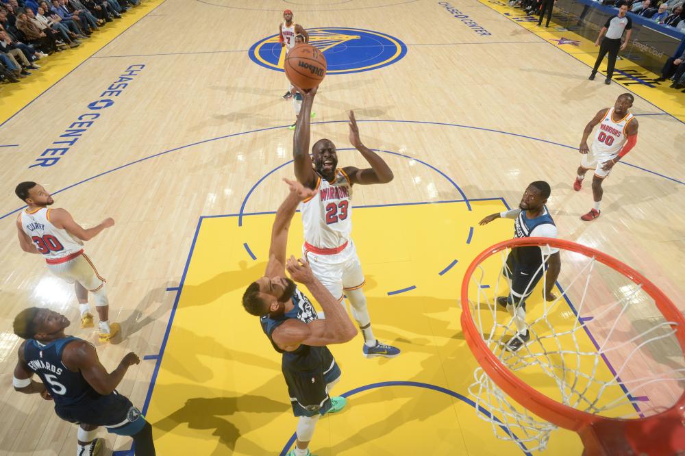 传球中的创 传球中的创