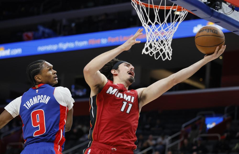 球队必须在 球队必须在