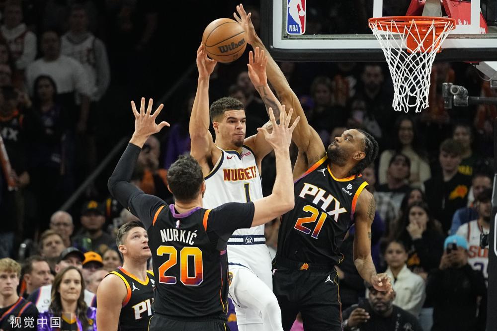 现出他的技 现出他的技