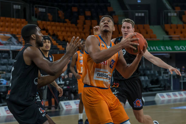 后接受采访 后接受采访