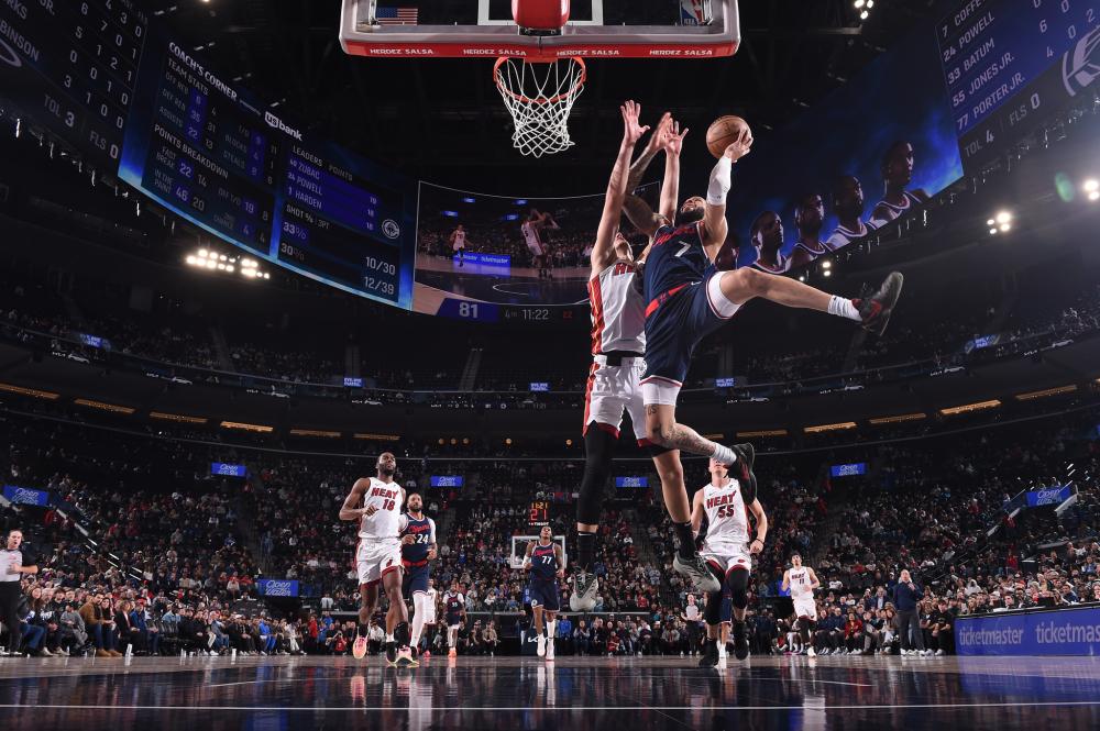 再次将焦点 再次将焦点