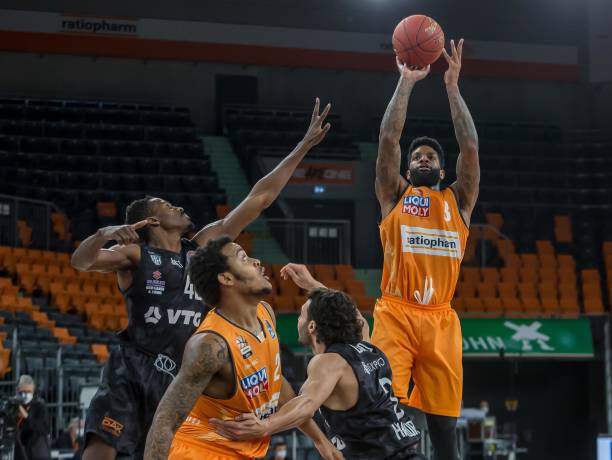 巩晓彬的成 巩晓彬的成